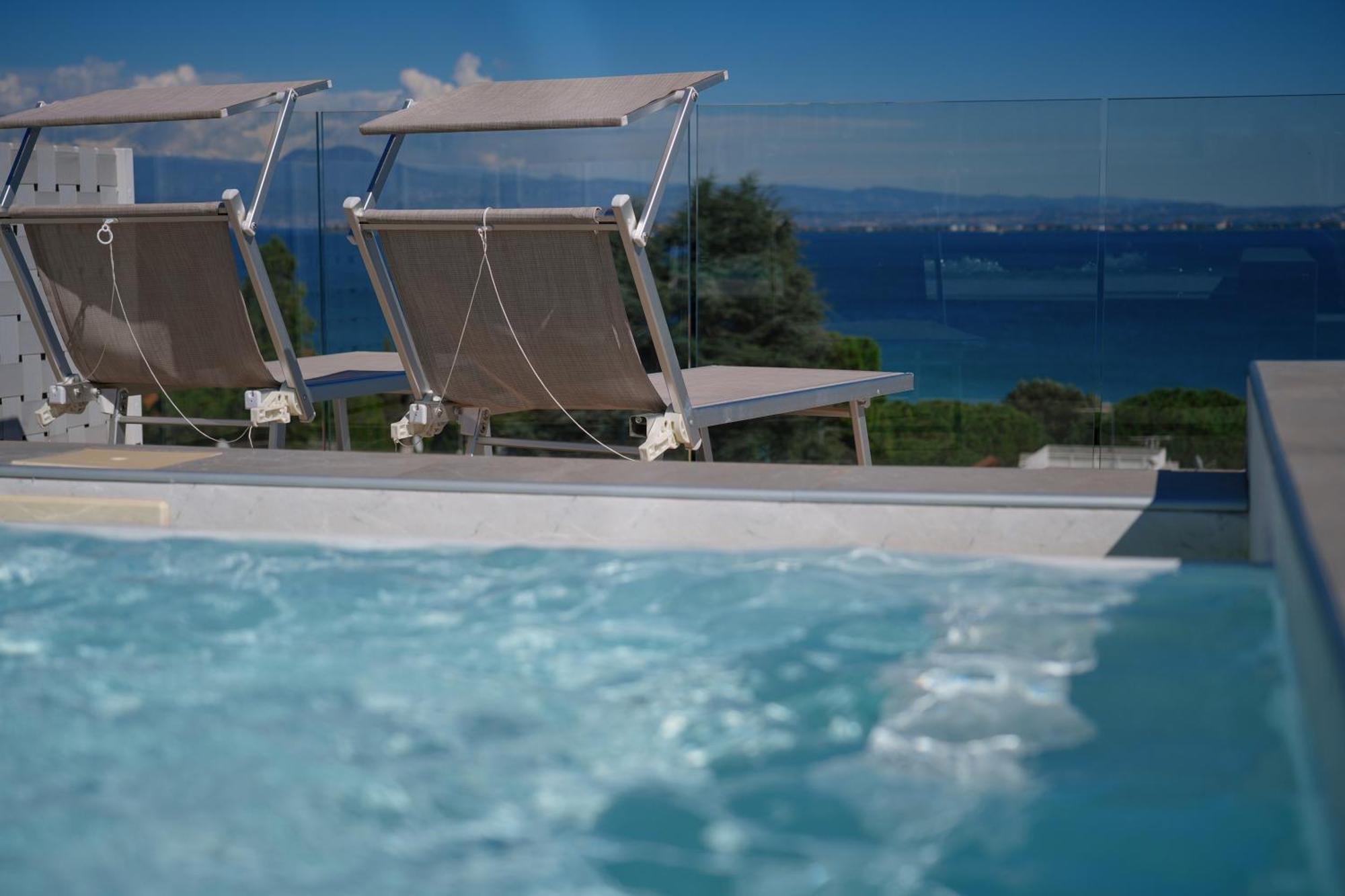 Hotel Palazzo Del Garda & Spa Desenzano del Garda Exterior photo